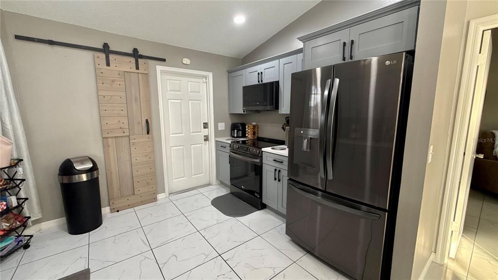 En Venta: $359,000 (3 camas, 2 baños, 1336 Pies cuadrados)