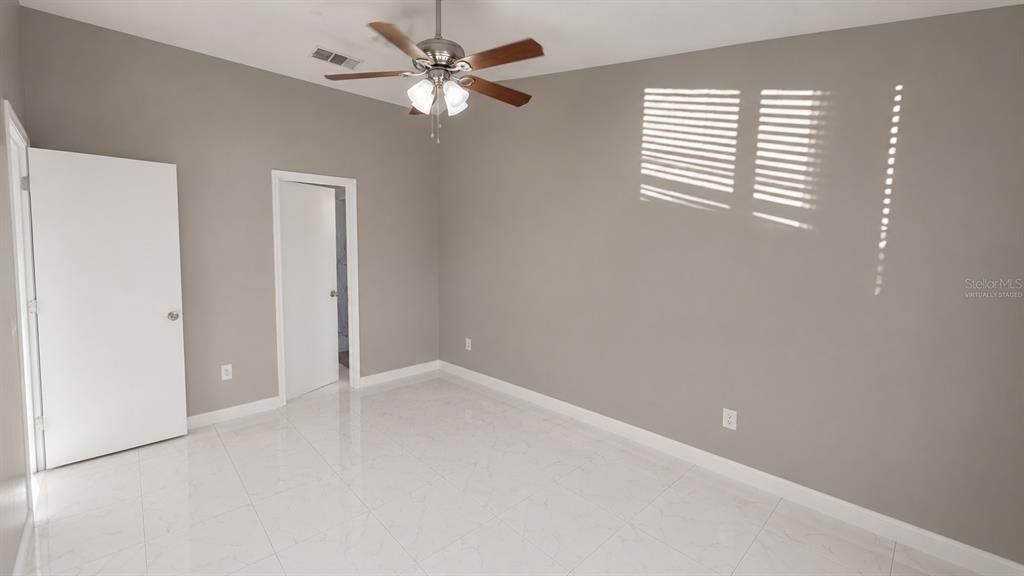 En Venta: $359,000 (3 camas, 2 baños, 1336 Pies cuadrados)