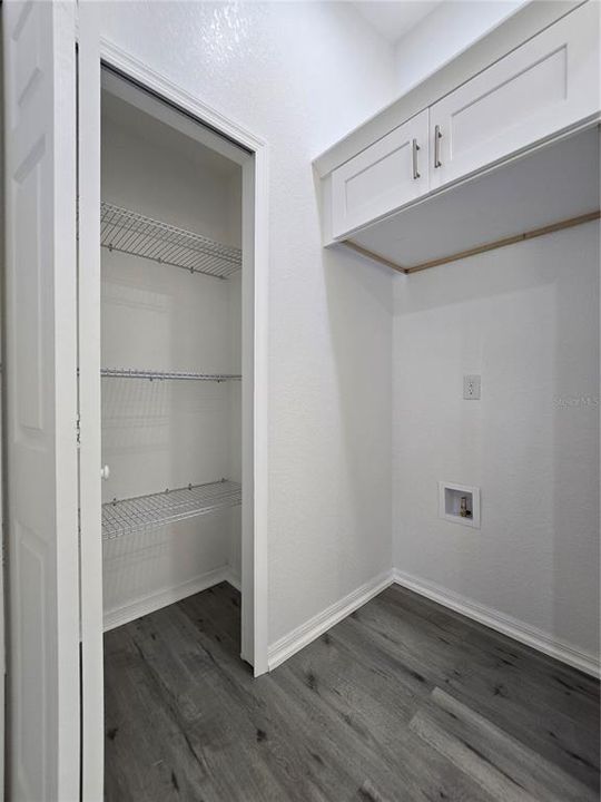 На продажу: $245,000 (3 спален, 2 ванн, 1310 Квадратных фут)
