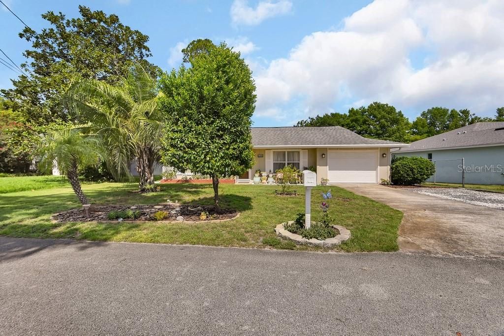 En Venta: $339,900 (3 camas, 3 baños, 1600 Pies cuadrados)