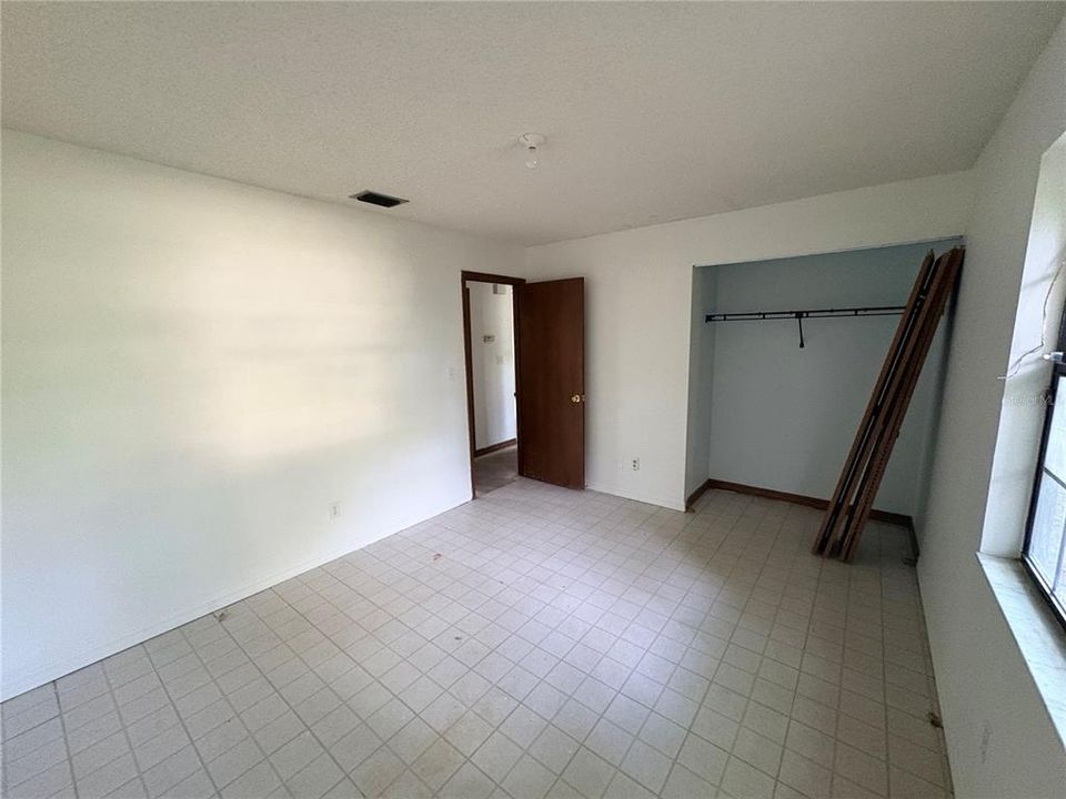 На продажу: $195,000 (3 спален, 2 ванн, 1200 Квадратных фут)