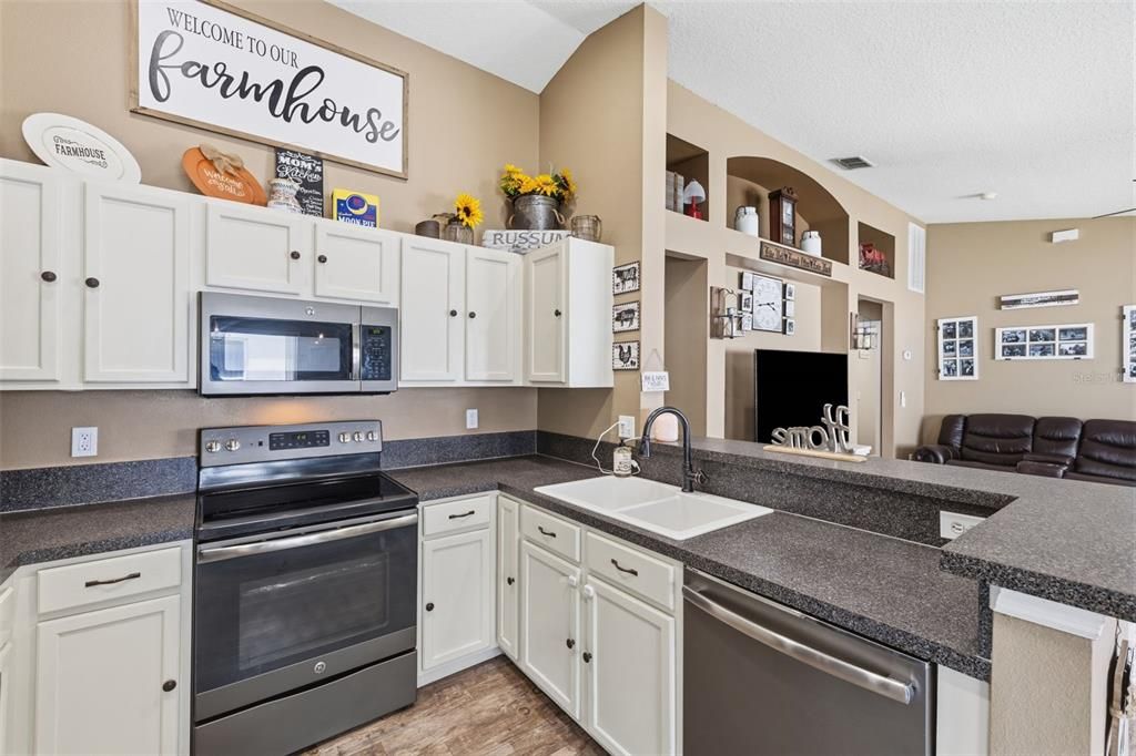 En Venta: $334,900 (2 camas, 2 baños, 1341 Pies cuadrados)