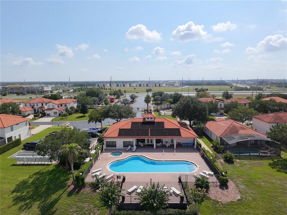 En Venta: $429,900 (4 camas, 2 baños, 2072 Pies cuadrados)
