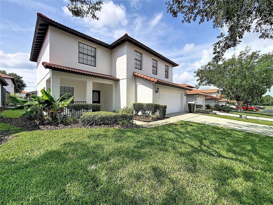 En Venta: $429,900 (4 camas, 2 baños, 2072 Pies cuadrados)