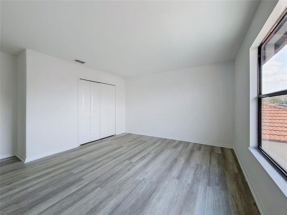 En Venta: $429,900 (4 camas, 2 baños, 2072 Pies cuadrados)