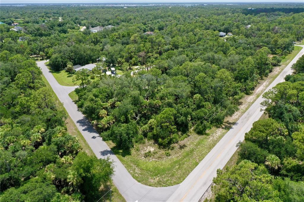 На продажу: $26,500 (0.40 acres)