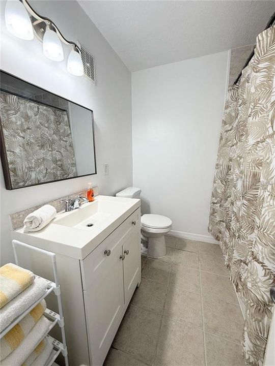 На продажу: $409,900 (4 спален, 3 ванн, 2492 Квадратных фут)