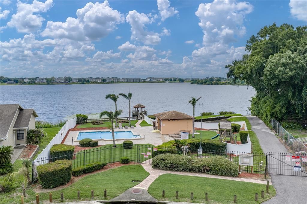 En Venta: $337,000 (2 camas, 2 baños, 1186 Pies cuadrados)