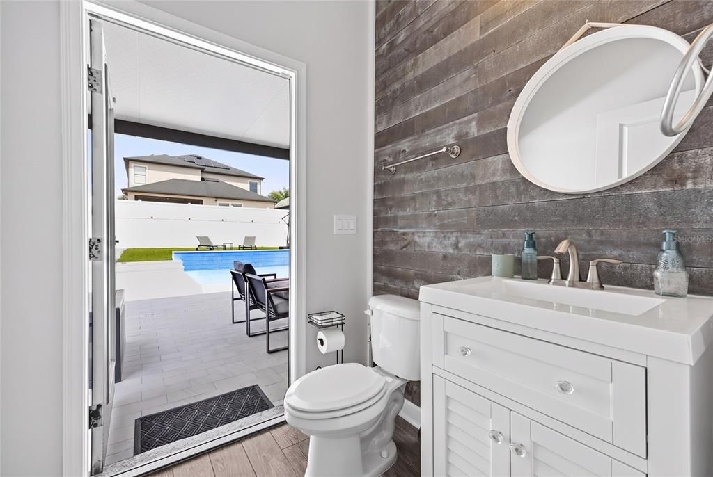 En Venta: $859,000 (4 camas, 2 baños, 2990 Pies cuadrados)