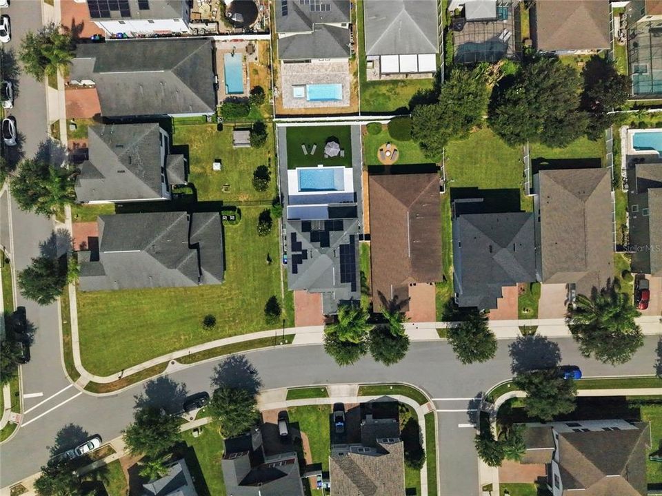 En Venta: $859,000 (4 camas, 2 baños, 2990 Pies cuadrados)