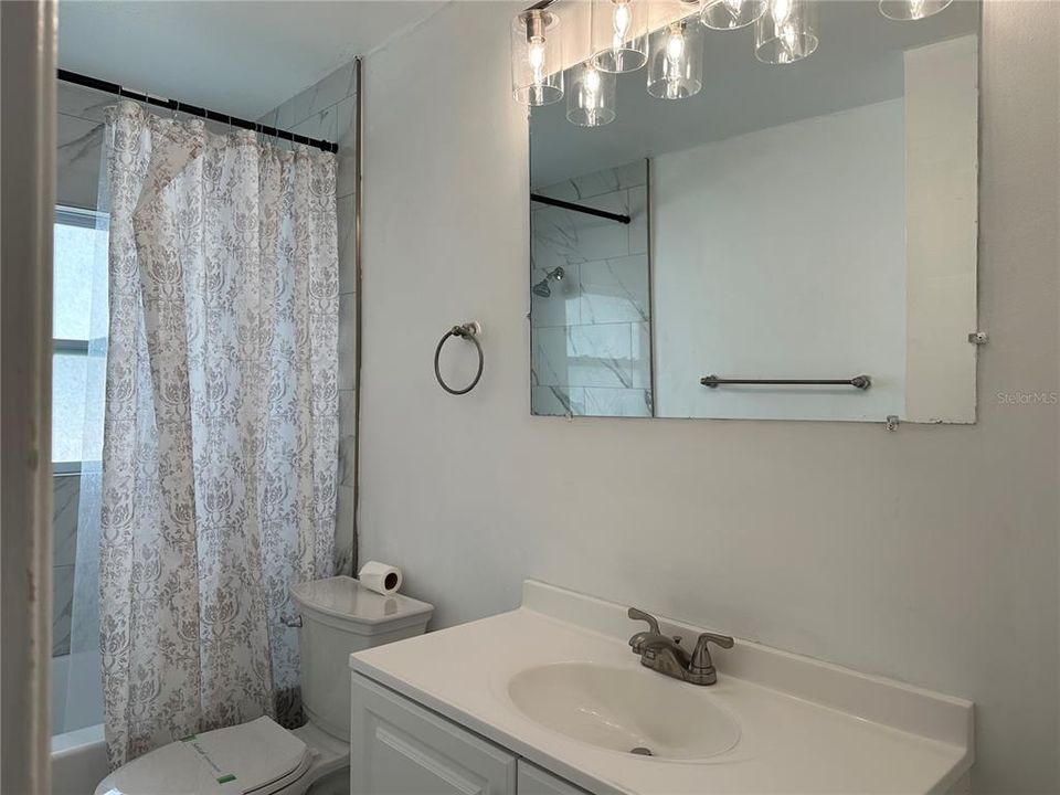 В аренду: $1,295 (2 спален, 1 ванн, 700 Квадратных фут)