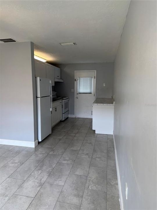 В аренду: $1,295 (2 спален, 1 ванн, 700 Квадратных фут)