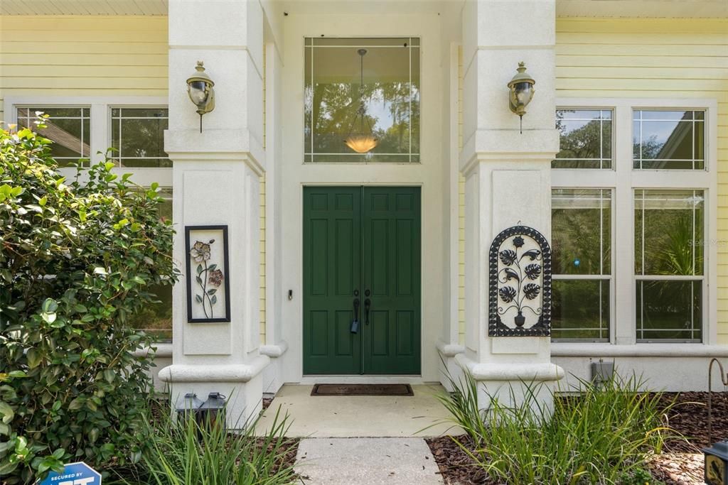 En Venta: $985,000 (5 camas, 4 baños, 3890 Pies cuadrados)