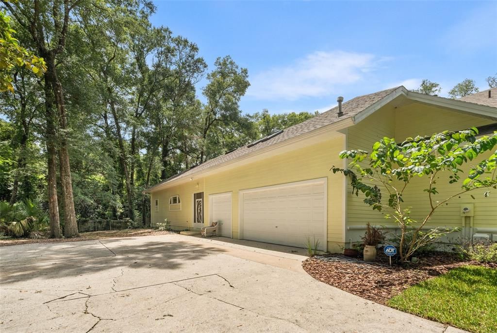 En Venta: $985,000 (5 camas, 4 baños, 3890 Pies cuadrados)