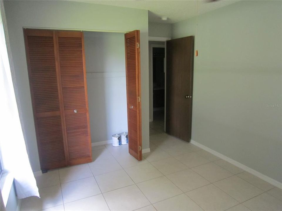 Active With Contract: $225,000 (2 beds, 1 baths, 1008 Square Feet)