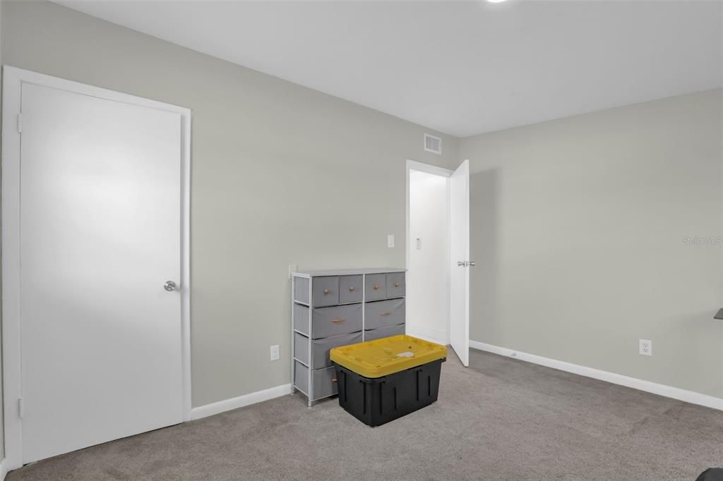 En Venta: $330,000 (3 camas, 2 baños, 1076 Pies cuadrados)