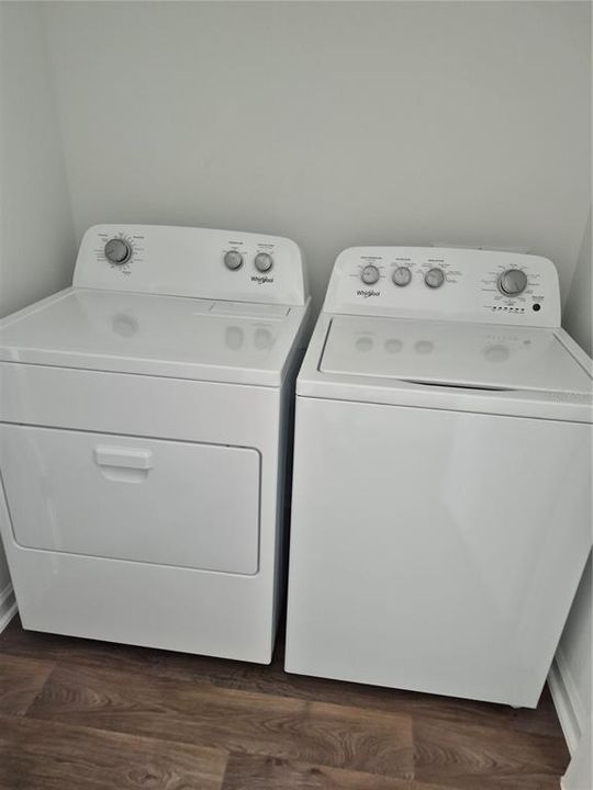 Activo con contrato: $1,750 (3 camas, 2 baños, 1200 Pies cuadrados)
