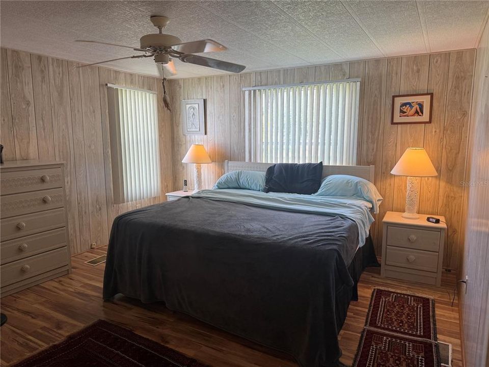 For Sale: $219,000 (2 beds, 2 baths, 1104 Square Feet)