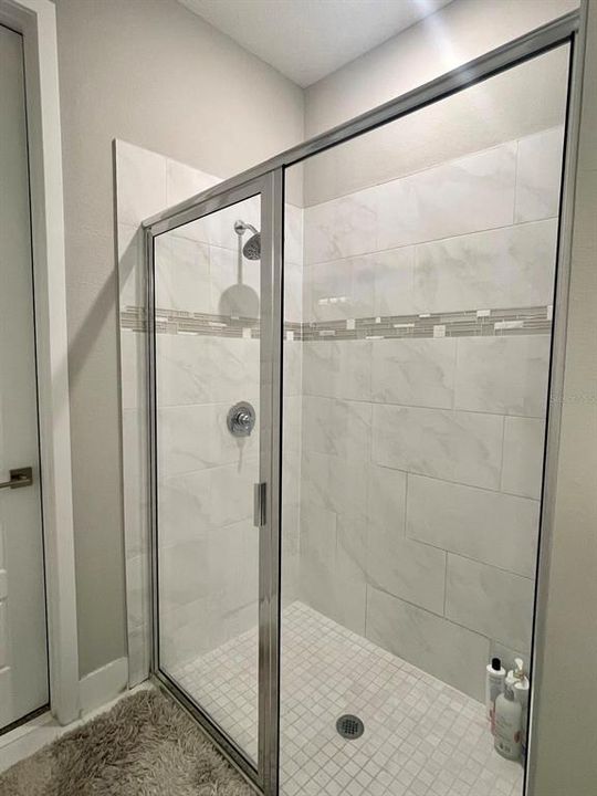 For Rent: $3,700 (4 beds, 3 baths, 2300 Square Feet)