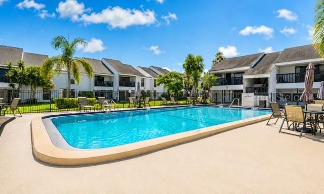 На продажу: $175,000 (2 спален, 1 ванн, 960 Квадратных фут)
