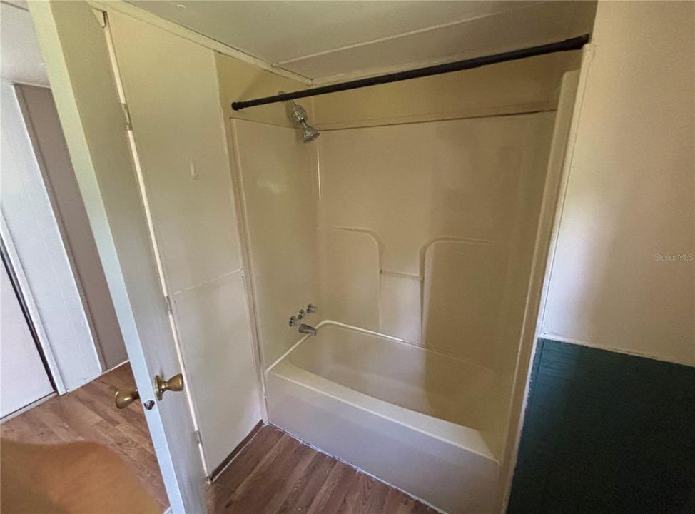 На продажу: $89,000 (2 спален, 1 ванн, 672 Квадратных фут)