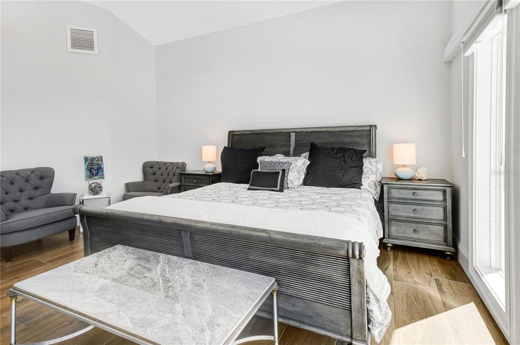 В аренду: $25,000 (4 спален, 4 ванн, 3858 Квадратных фут)