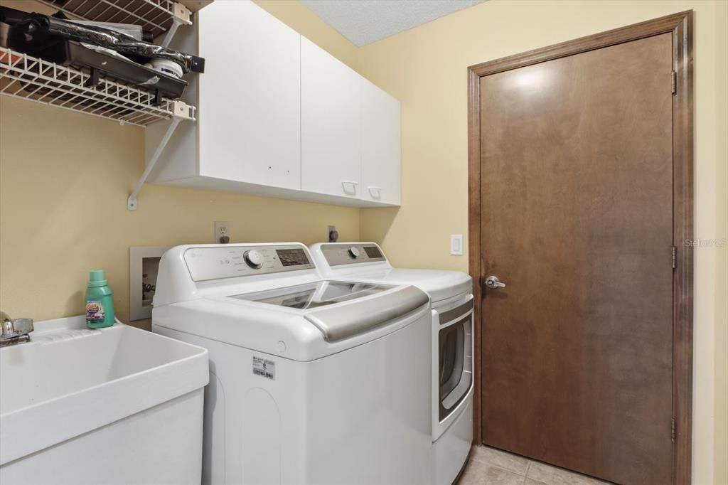 En Venta: $333,900 (3 camas, 2 baños, 1447 Pies cuadrados)