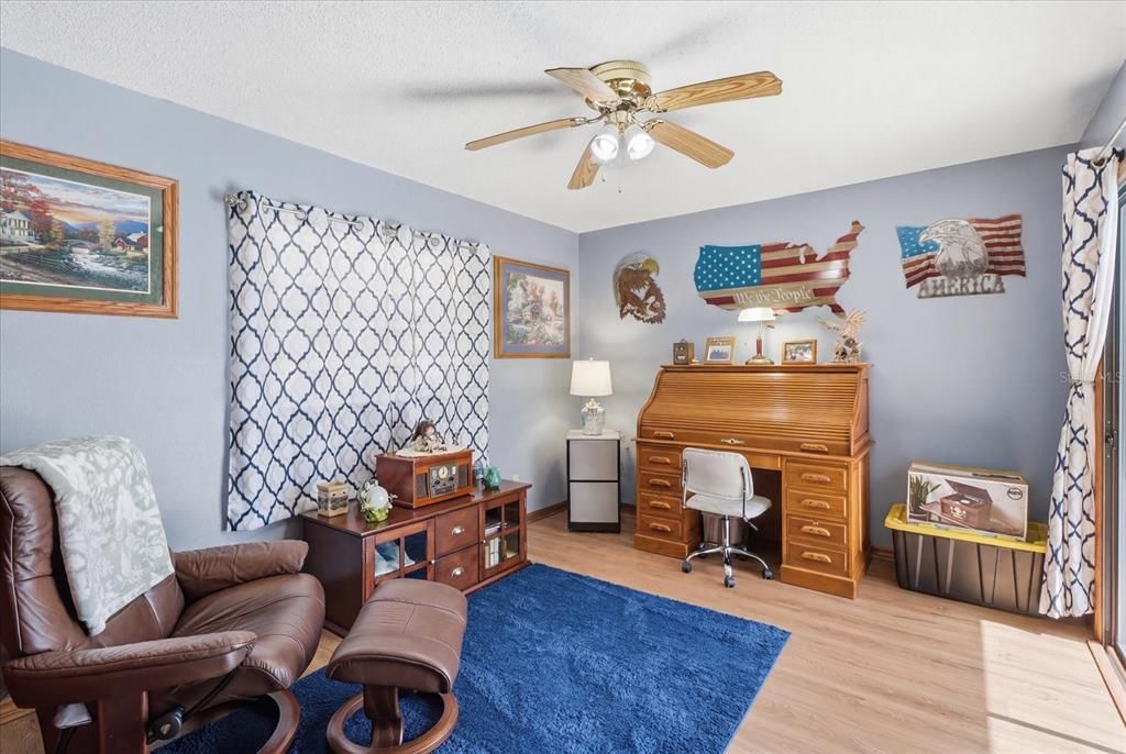 En Venta: $333,900 (3 camas, 2 baños, 1447 Pies cuadrados)