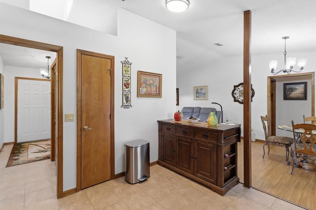 En Venta: $333,900 (3 camas, 2 baños, 1447 Pies cuadrados)
