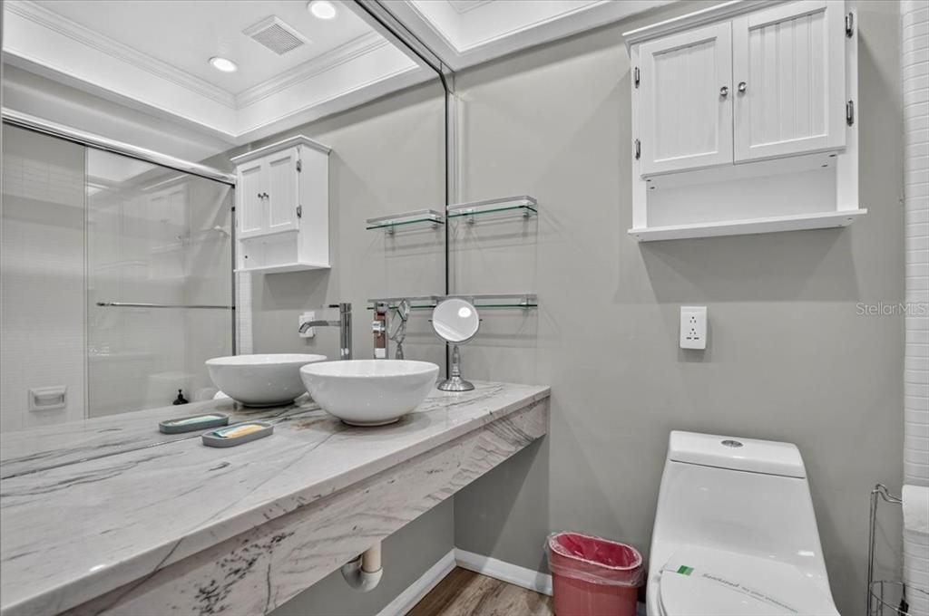На продажу: $495,000 (2 спален, 2 ванн, 1179 Квадратных фут)
