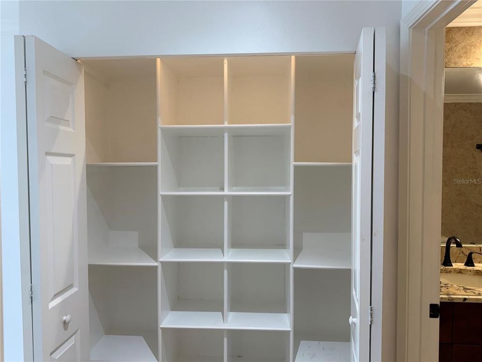 На продажу: $215,000 (3 спален, 2 ванн, 1335 Квадратных фут)