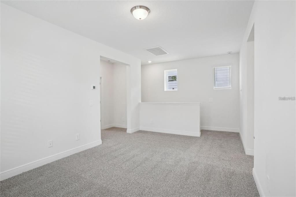 Activo con contrato: $2,950 (3 camas, 2 baños, 1788 Pies cuadrados)