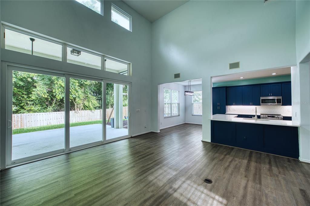 For Sale: $549,000 (4 beds, 3 baths, 2868 Square Feet)