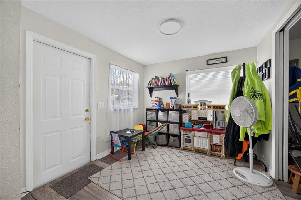 En Venta: $190,000 (2 camas, 1 baños, 1025 Pies cuadrados)