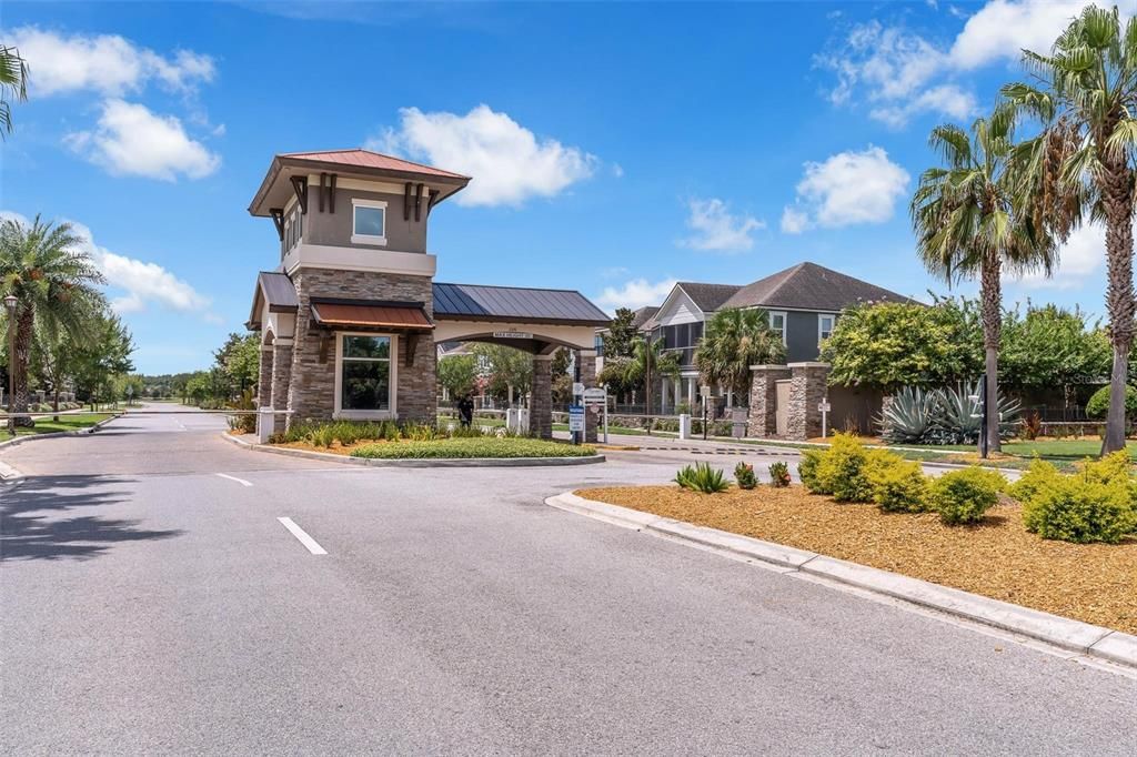 For Sale: $575,000 (4 beds, 4 baths, 2937 Square Feet)