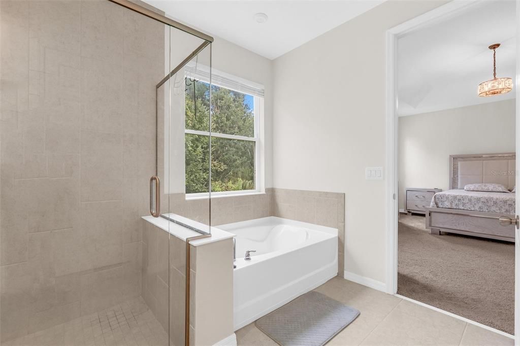 For Sale: $575,000 (4 beds, 4 baths, 2937 Square Feet)