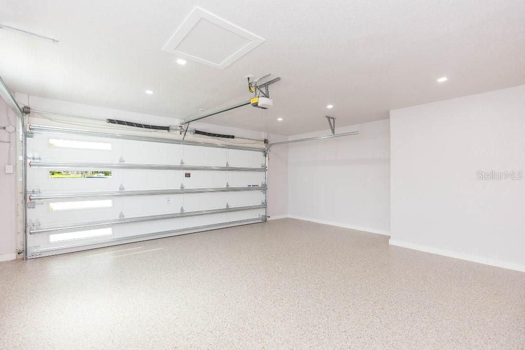 En Venta: $2,925,000 (3 camas, 3 baños, 2001 Pies cuadrados)