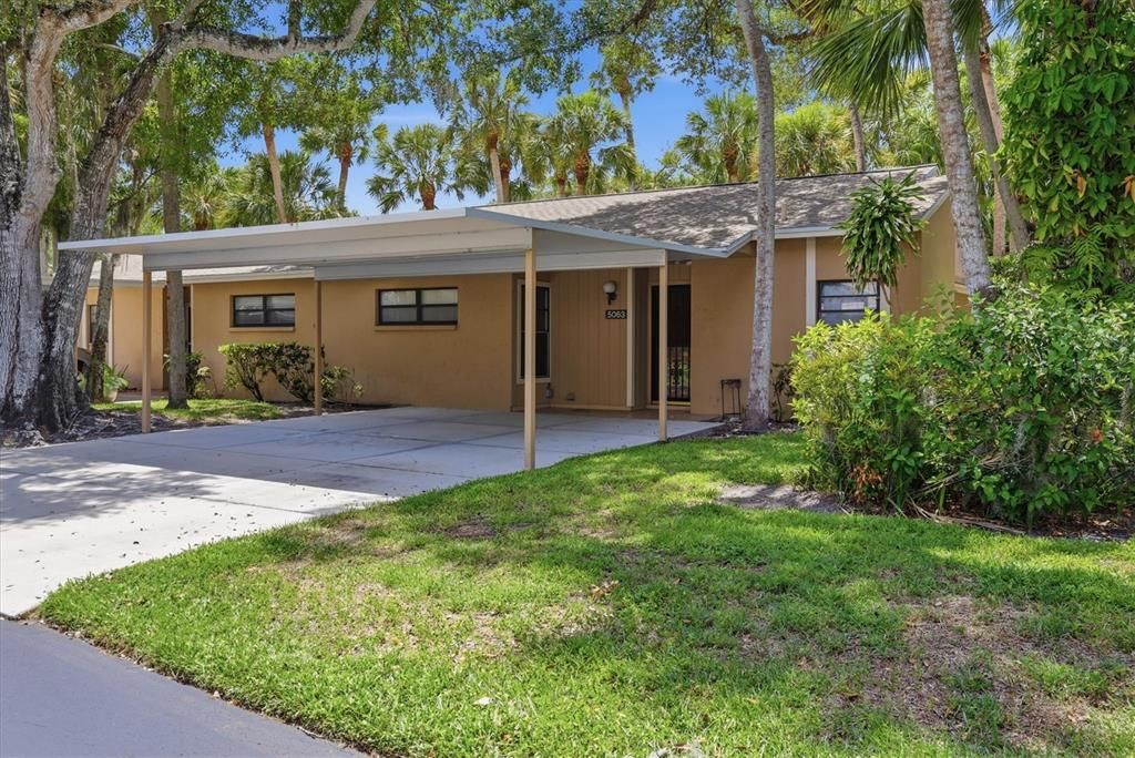 На продажу: $225,000 (2 спален, 2 ванн, 966 Квадратных фут)