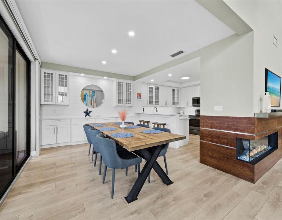 For Sale: $1,195,000 (3 beds, 3 baths, 2135 Square Feet)