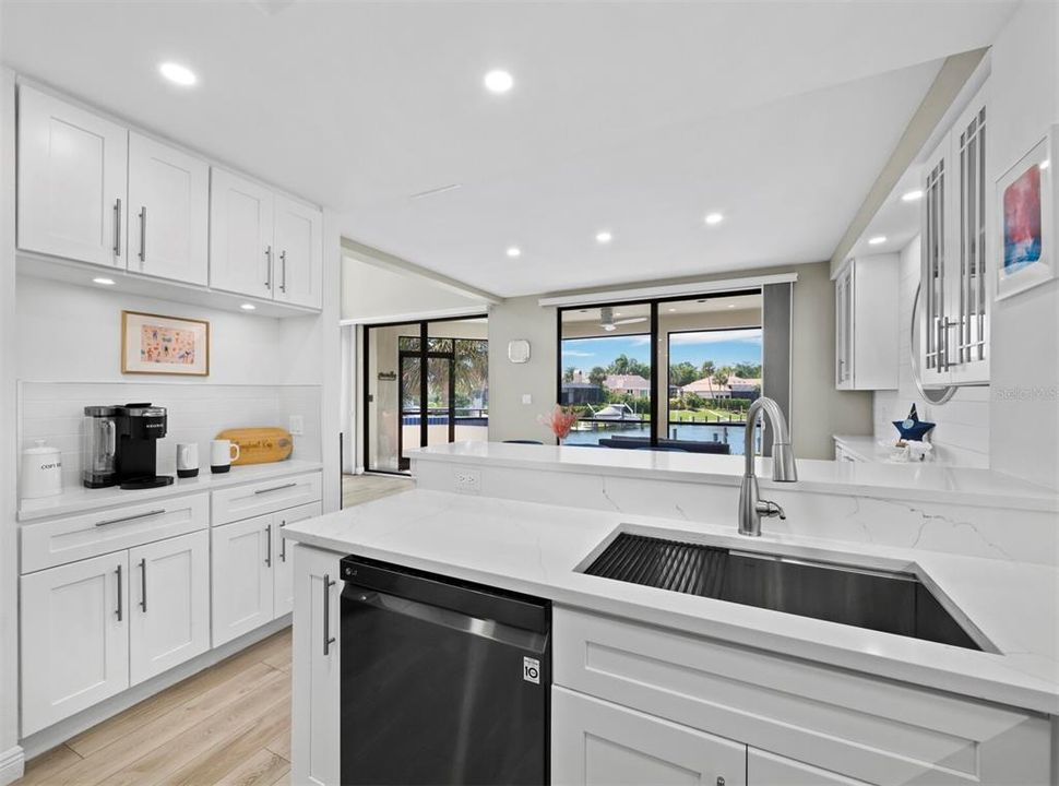 For Sale: $1,195,000 (3 beds, 3 baths, 2135 Square Feet)