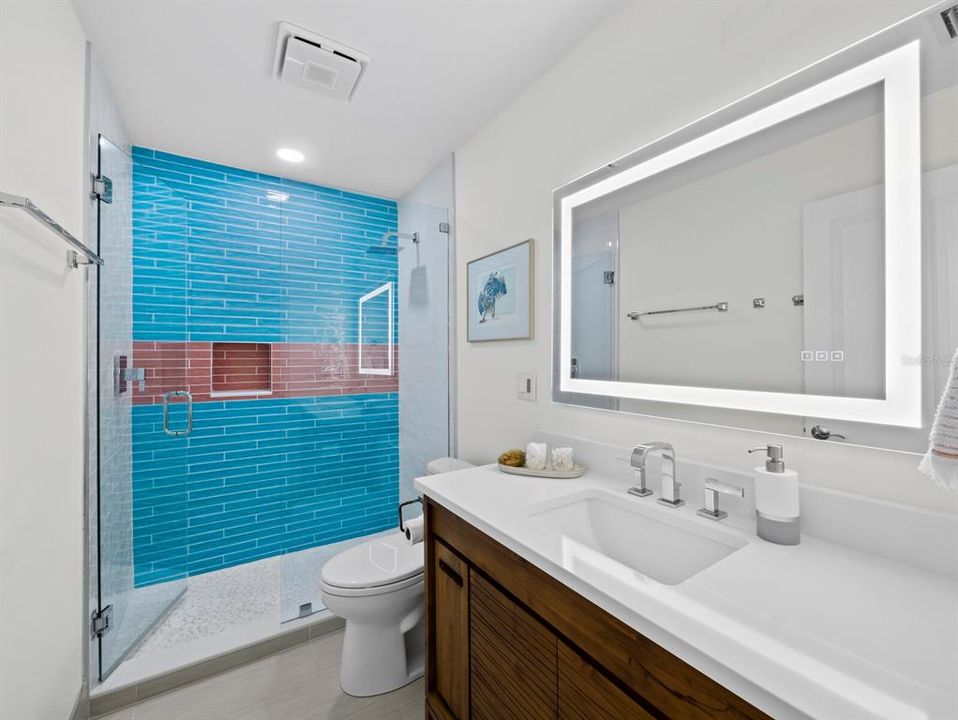 For Sale: $1,195,000 (3 beds, 3 baths, 2135 Square Feet)