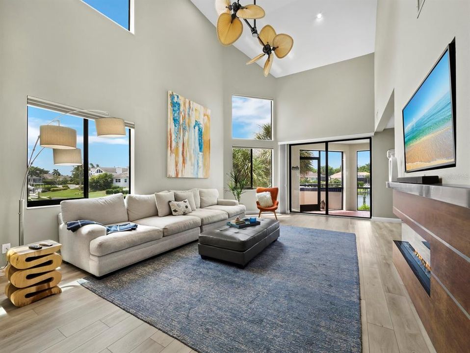 For Sale: $1,195,000 (3 beds, 3 baths, 2135 Square Feet)