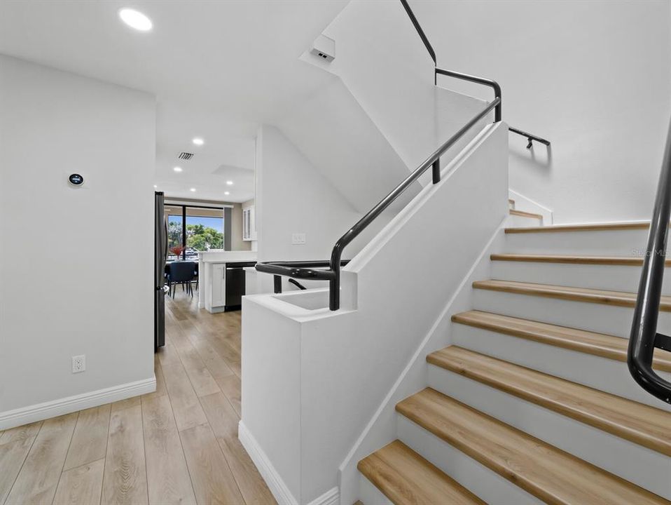For Sale: $1,195,000 (3 beds, 3 baths, 2135 Square Feet)