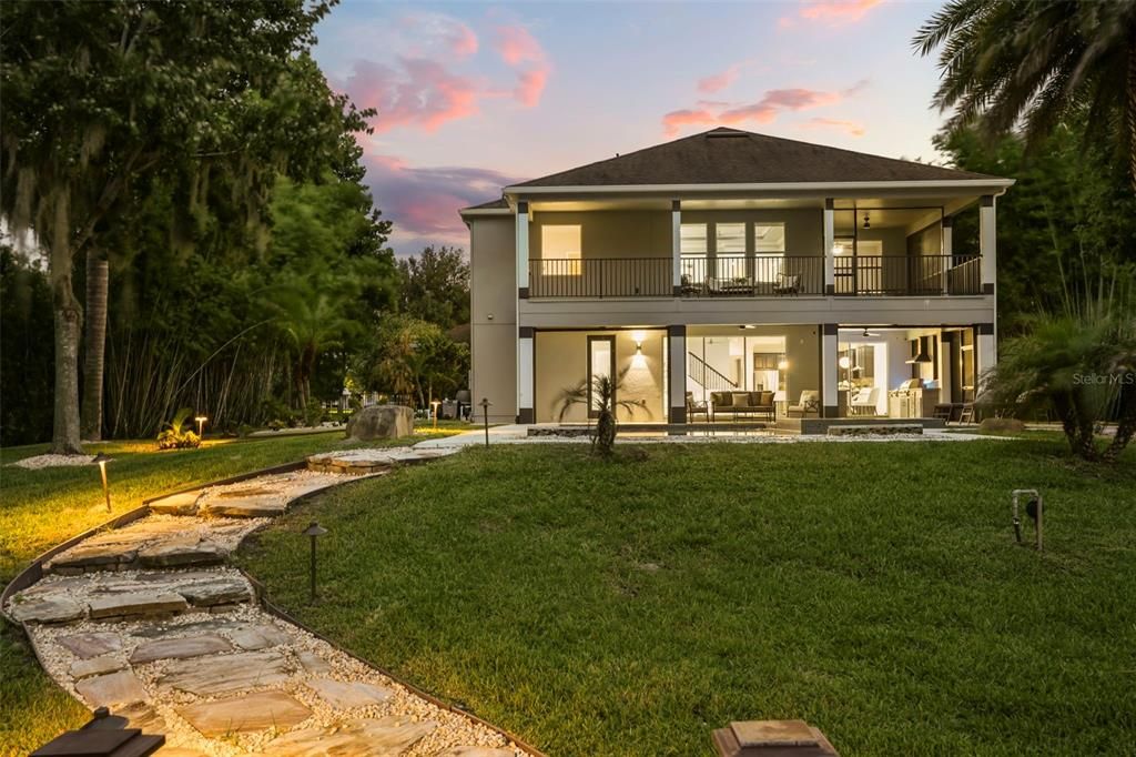 En Venta: $2,125,000 (5 camas, 5 baños, 4139 Pies cuadrados)