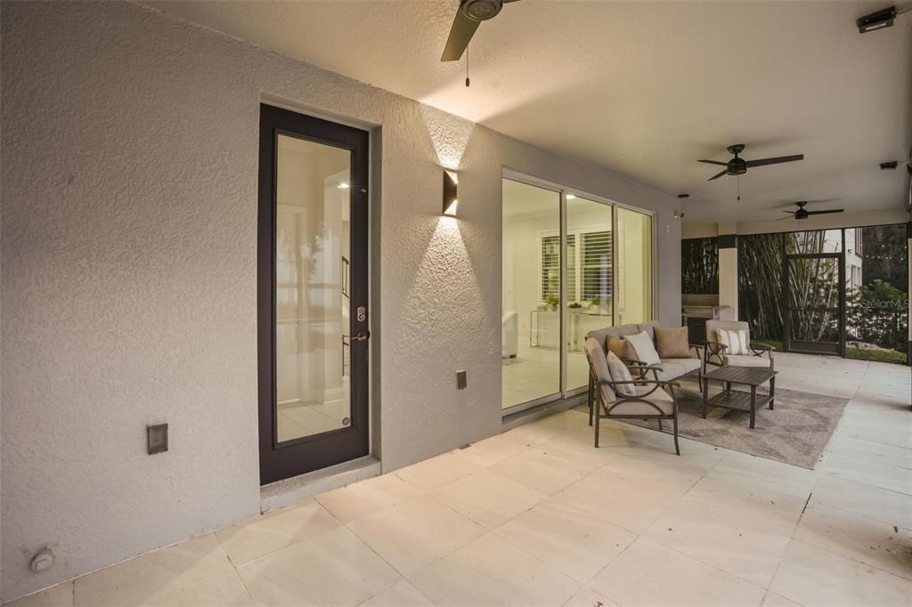 En Venta: $2,125,000 (5 camas, 5 baños, 4139 Pies cuadrados)