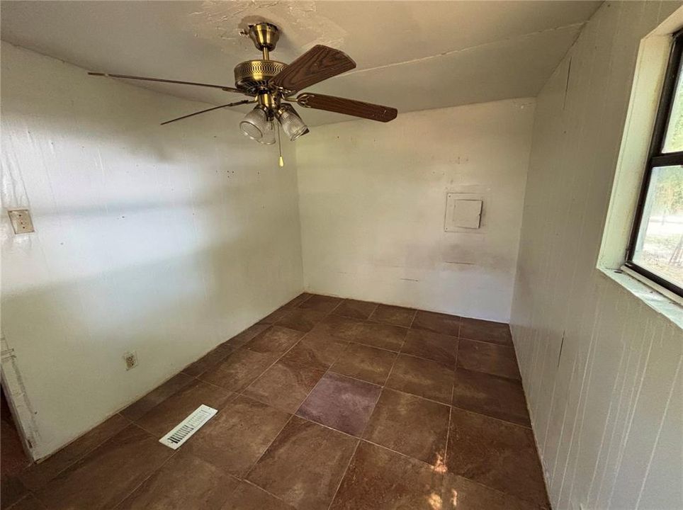 En Venta: $109,000 (3 camas, 1 baños, 900 Pies cuadrados)