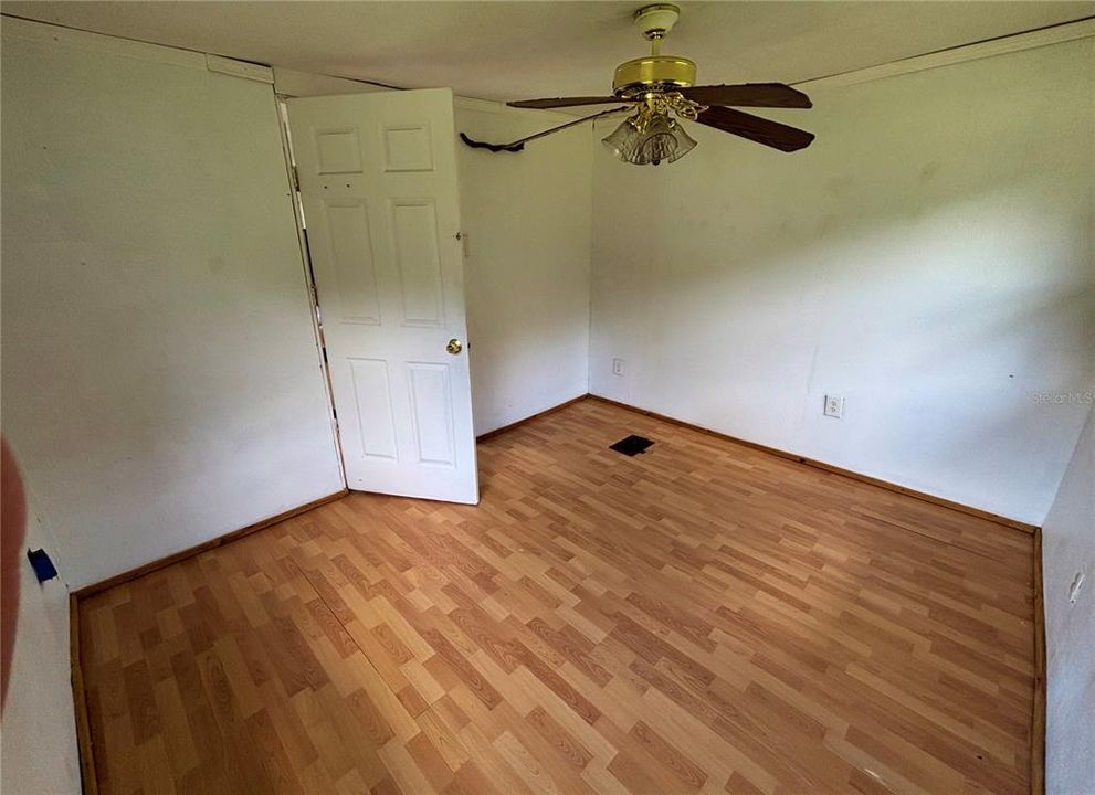 En Venta: $109,000 (3 camas, 1 baños, 900 Pies cuadrados)
