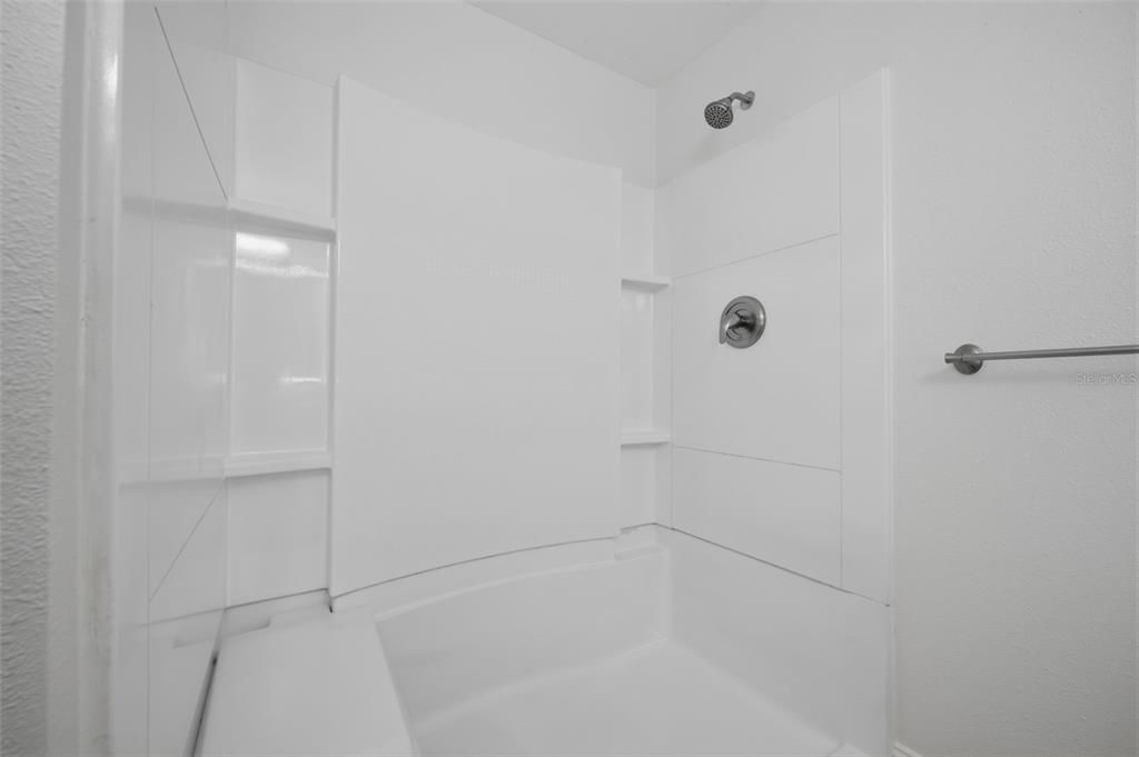 На продажу: $264,900 (3 спален, 2 ванн, 1254 Квадратных фут)