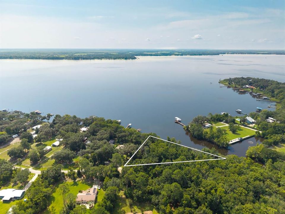 En Venta: $242,000 (0.80 acres)