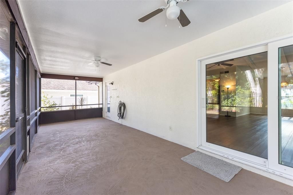 Activo con contrato: $595,000 (3 camas, 2 baños, 1796 Pies cuadrados)